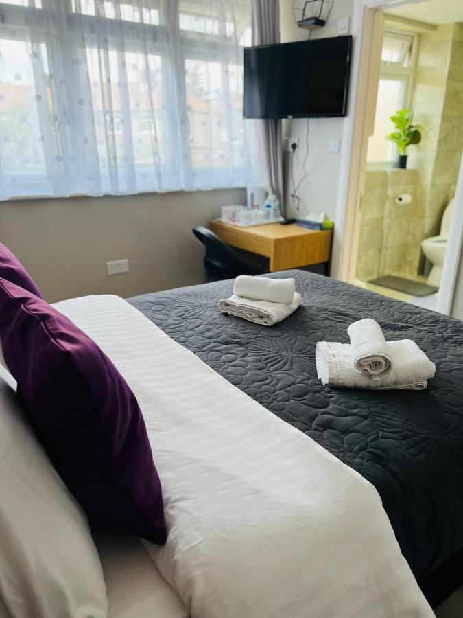 Indigo Suites Enfield Luaran gambar